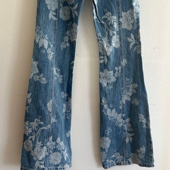 We The Free FP Blue Sky Yoke Floral Naomi Printed Slim Flare Mid Rise Jeans NWT - Picture 10 of 16